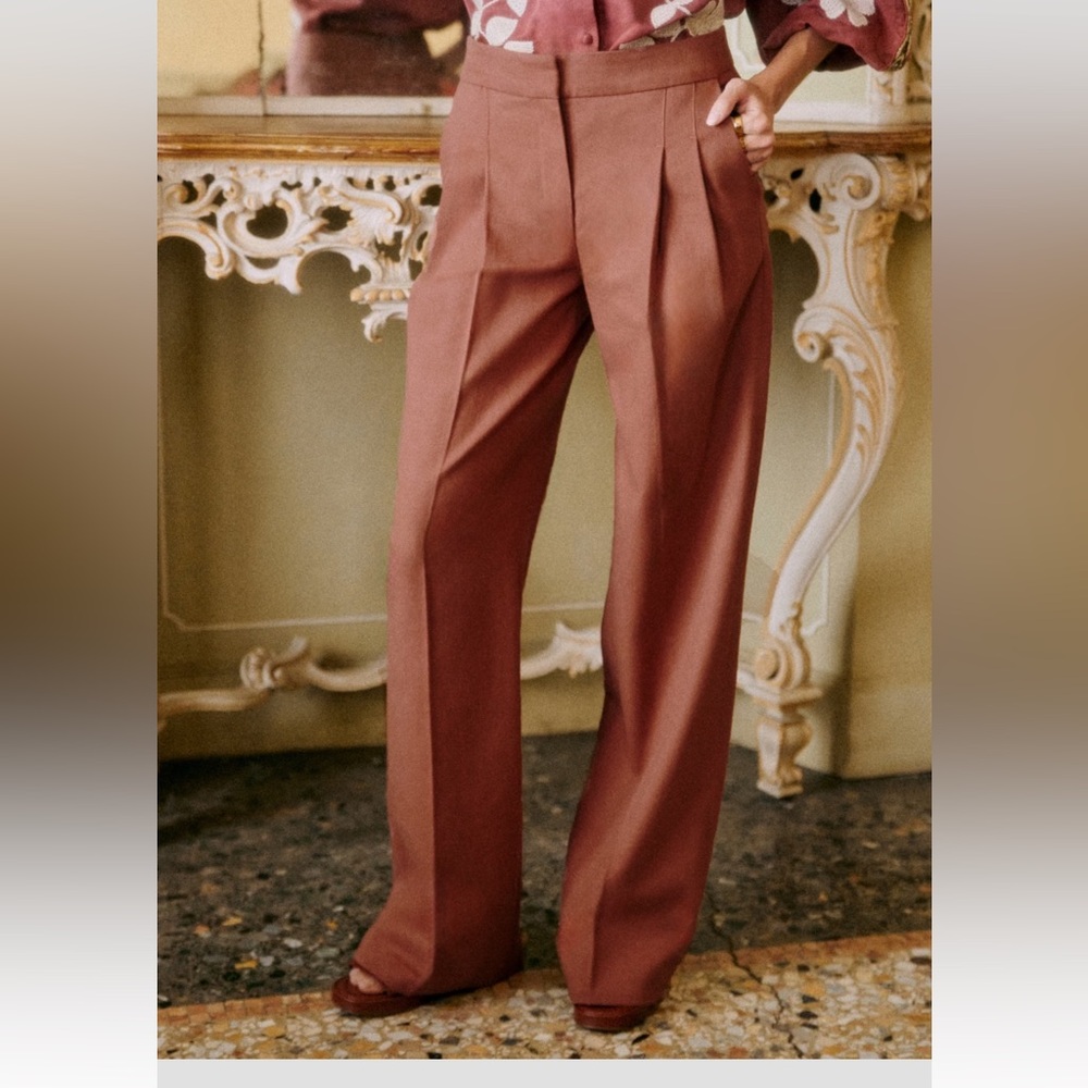 Sézane Cillian Trousers in Hazelnut